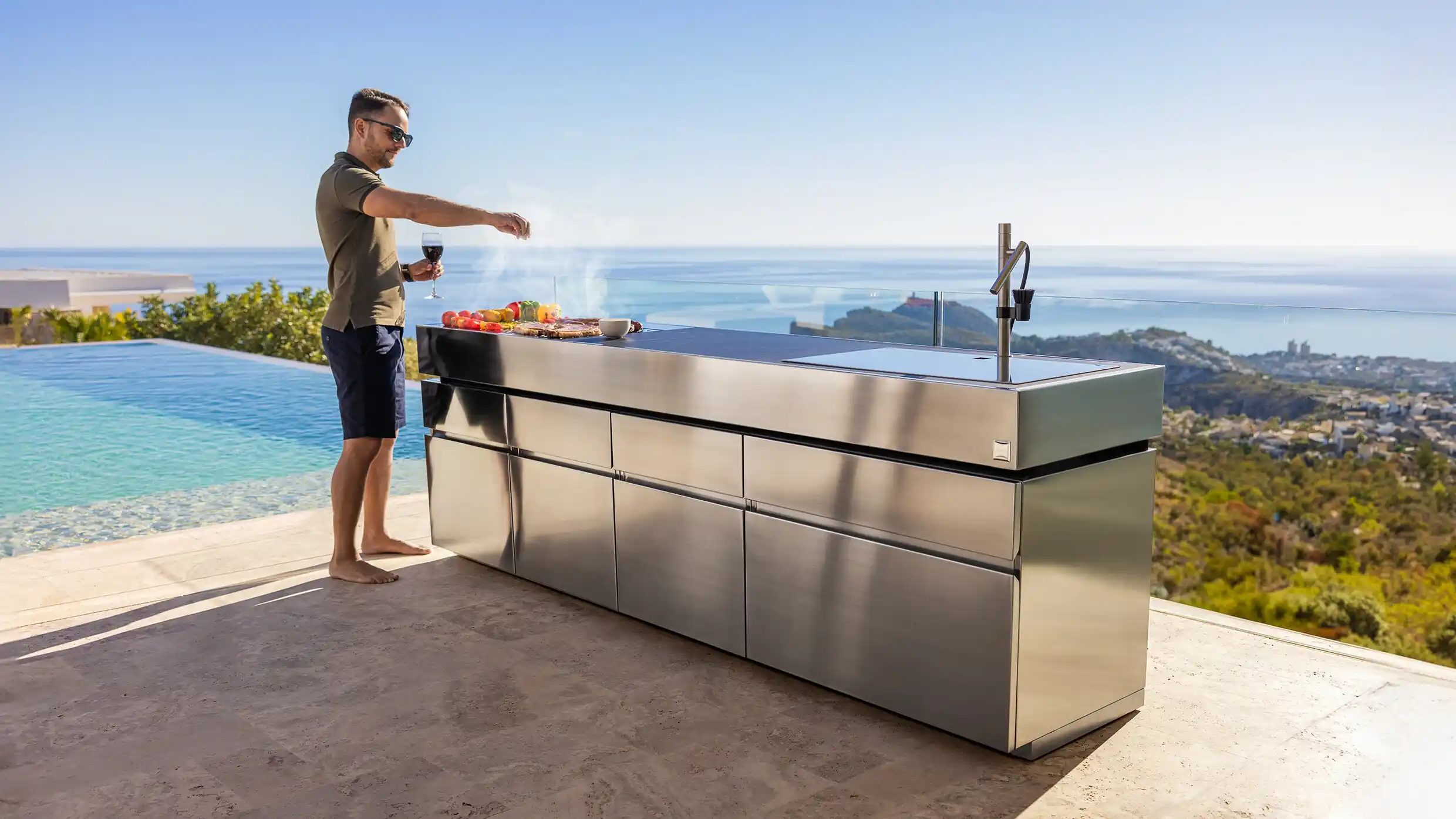 Outdoor Kitchen Materials for Longevity and Aesthetic Appeal